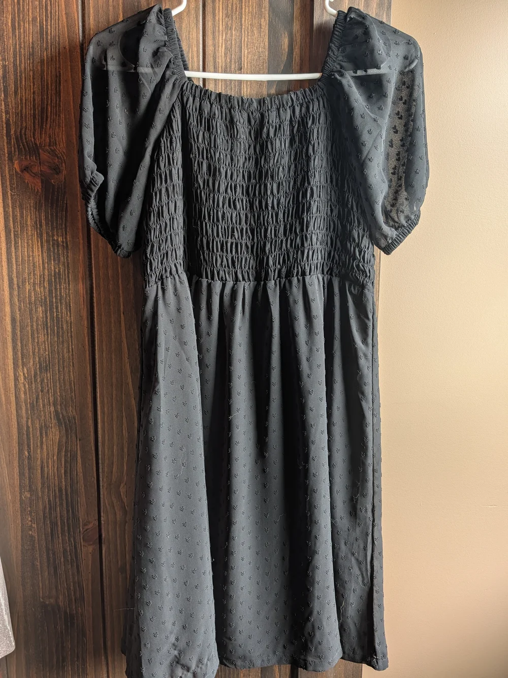 Old Navy Black Puff-Sleeve Smocked Casual Dress